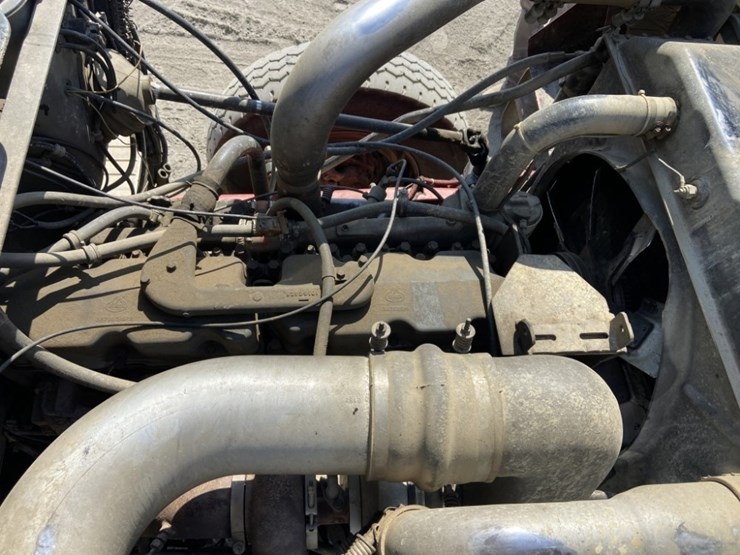 1988-mack-rd686s-image-46