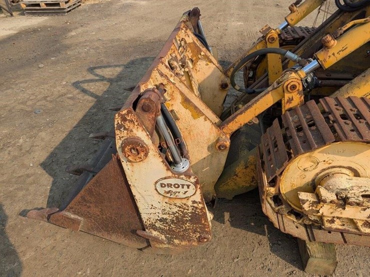 john-deere-350-image-29