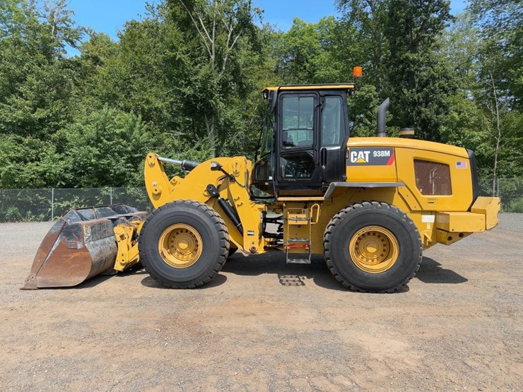 2016-caterpillar-938m-image-2