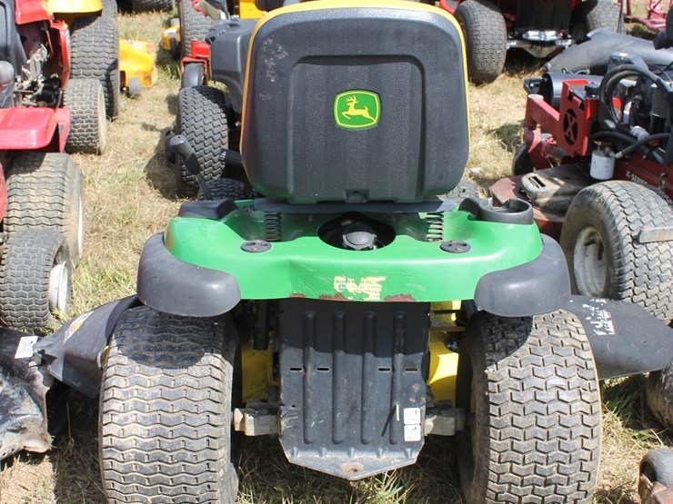john-deere-d140-image-2