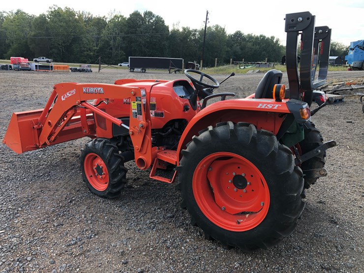 kubota-l3301-image-1