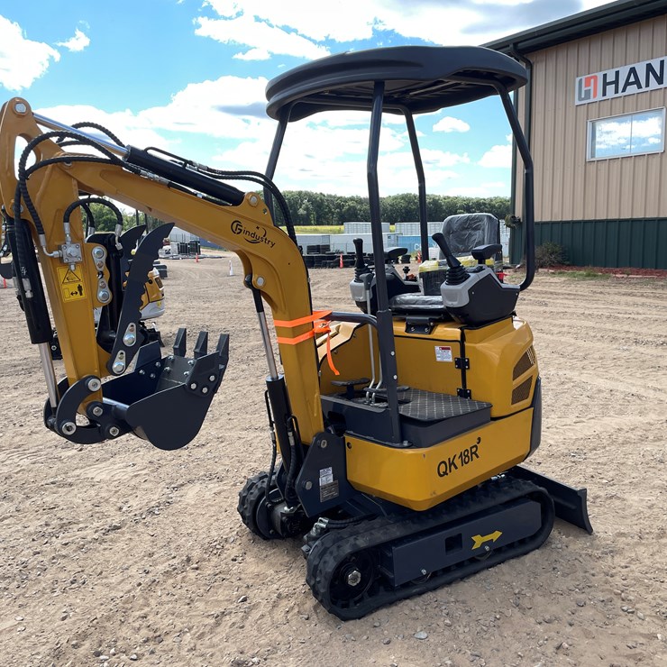 #9431 • 2025 Unused CFG Mini Excavator