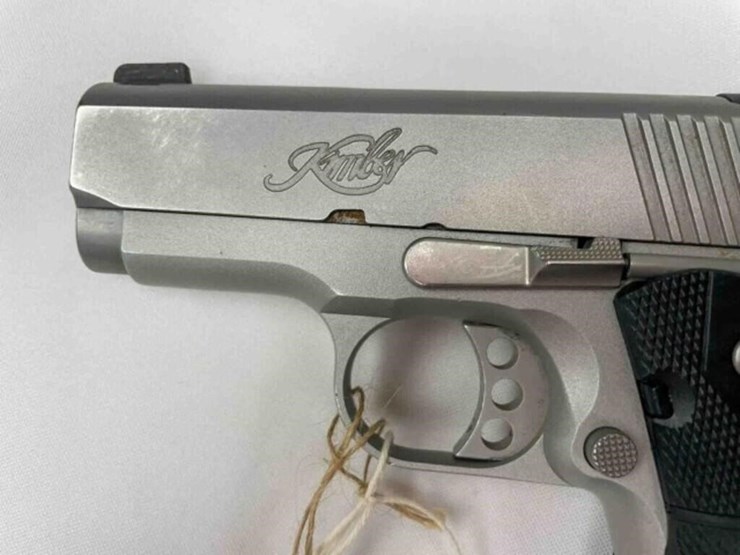 kimber-45-acp-pistol-image-11
