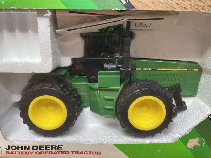john-deere-32-image-9
