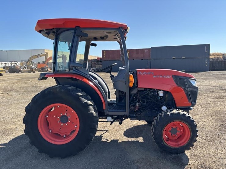 2019-kubota-mx5400-image-7