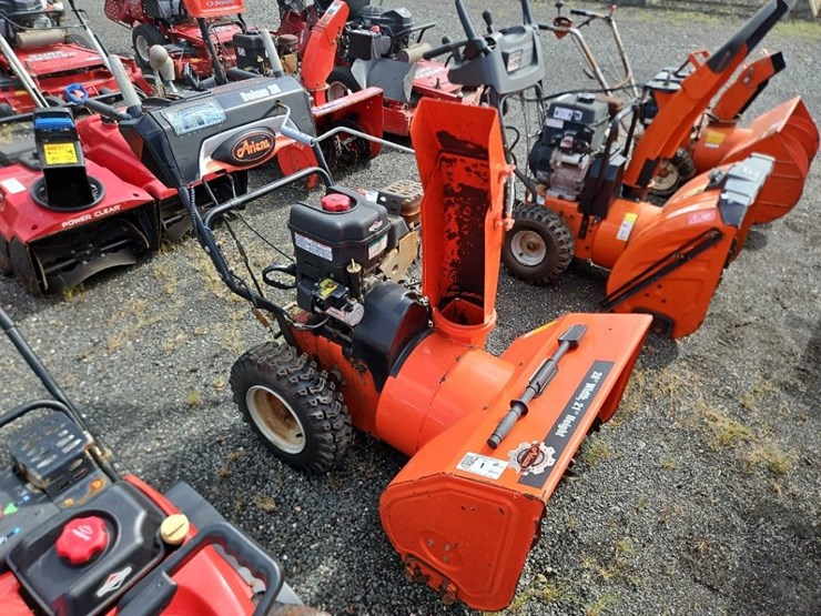 ariens-deluxe-28-snow-blower-image-2