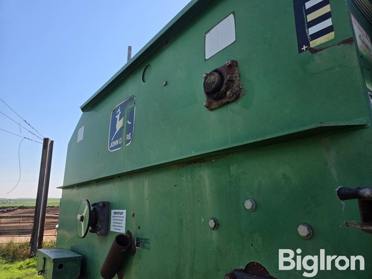 john-deere-135-image-17