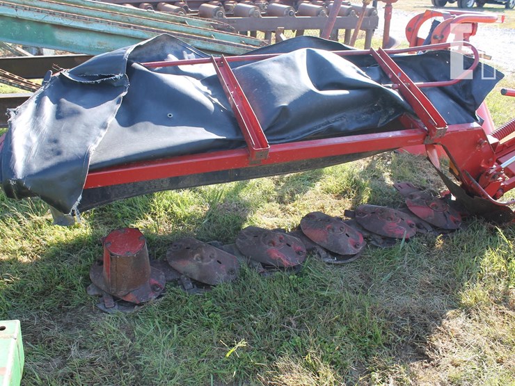 new-holland-h6740-image-3