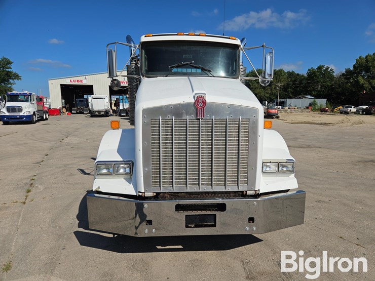 2007-kenworth-t800-image-2