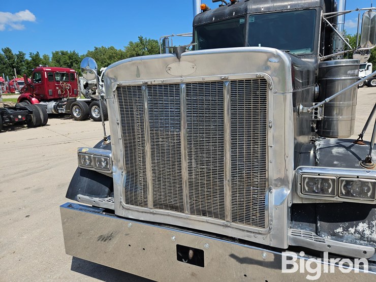 1998-peterbilt-379-image-13