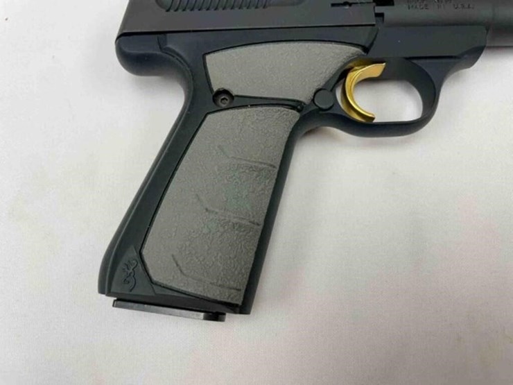 browning-22lr-pistol-image-5
