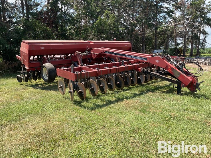 case-ih-5400-image-3
