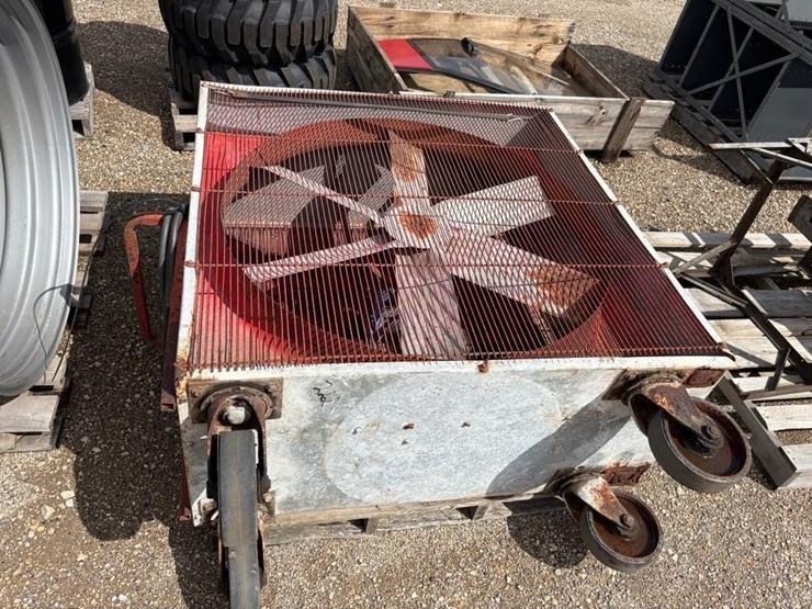 4'-x-4'-barn-fan-image-1