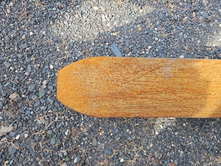 caterpillar-72"-wheel-loader-forks-image-5