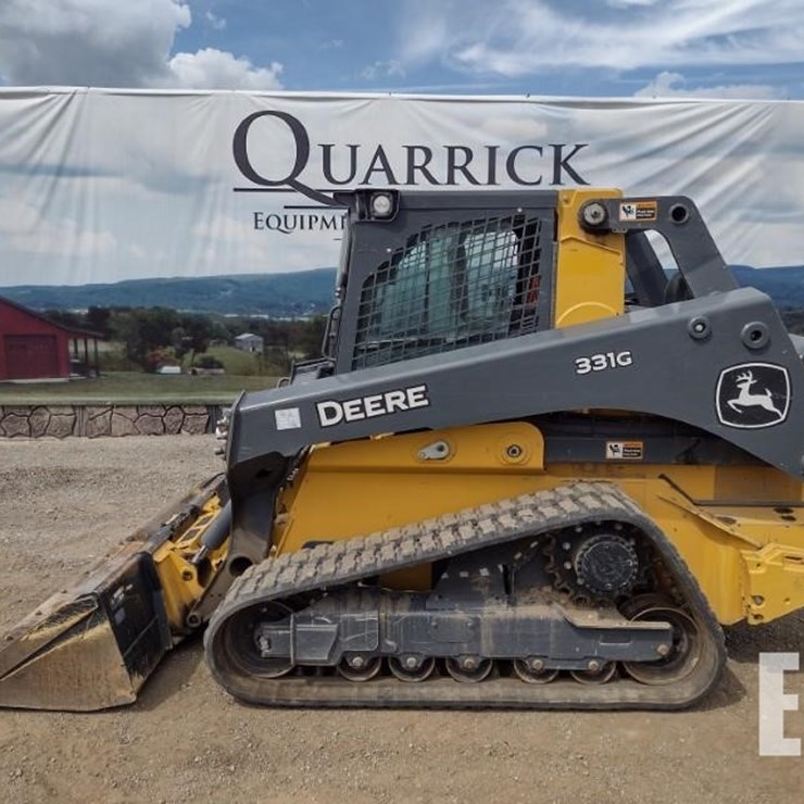 2023 DEERE 331G