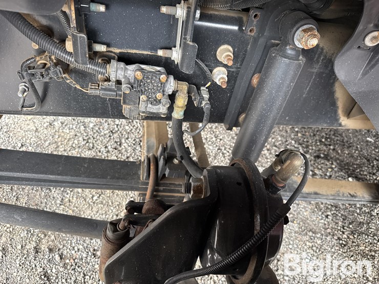 2018-ford-f650-image-16