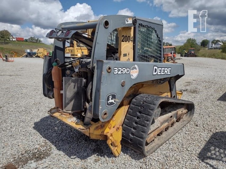john-deere-329d-image-36