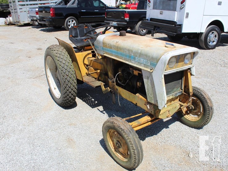 international-cub-154-lo-boy-image-3
