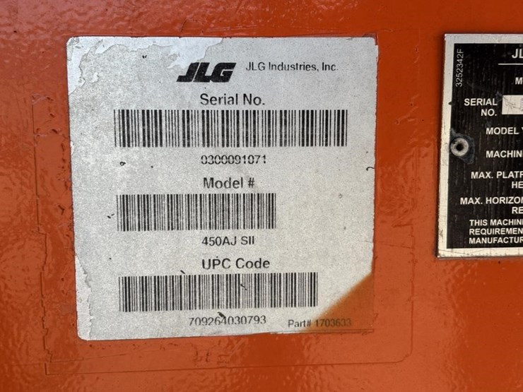 2005-jlg-450aj-image-25