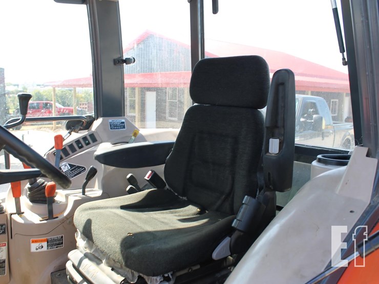 2011-kubota-m9540-image-11