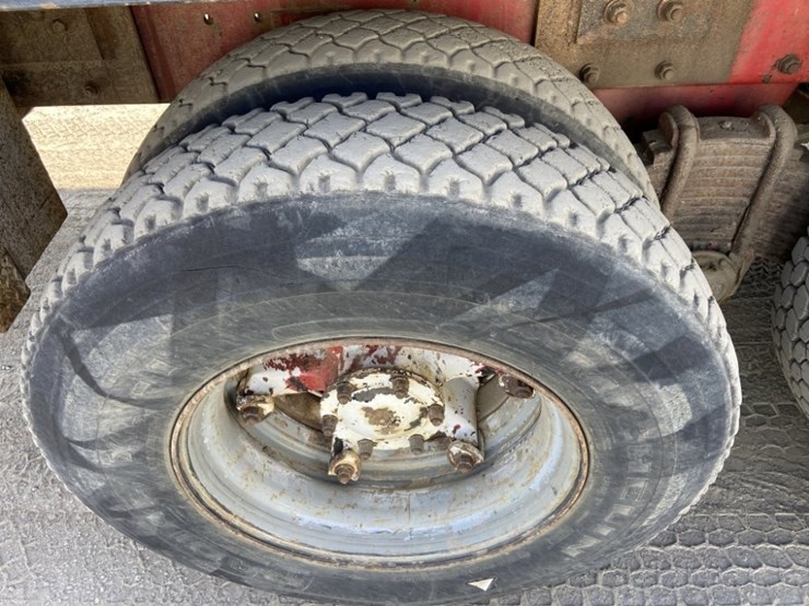 1988-mack-rd686s-image-50