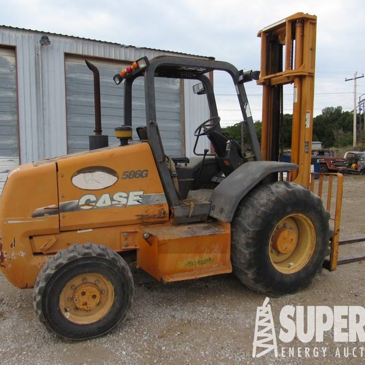 2005 CASE 586G