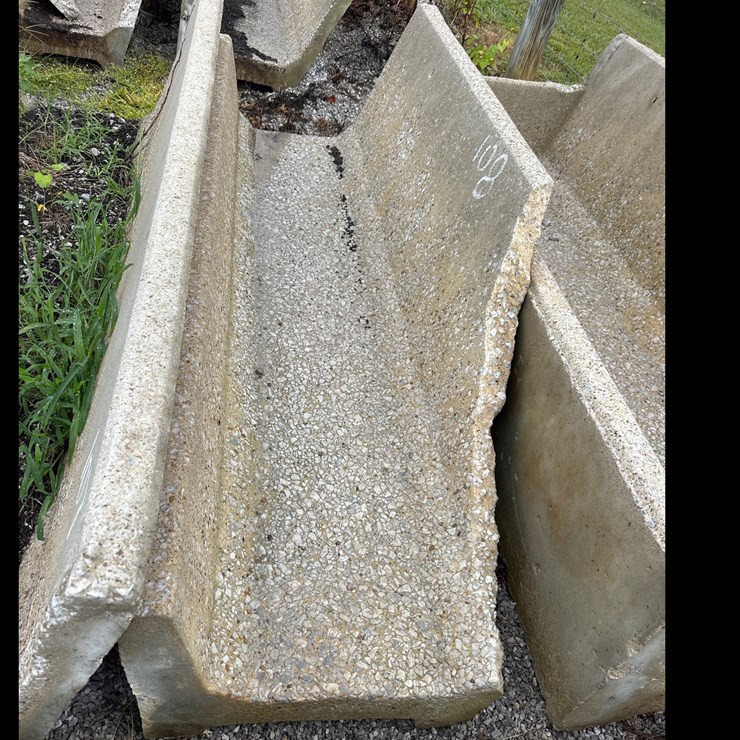 #108 • 8ft Concrete J Feed Bunks (Broken)