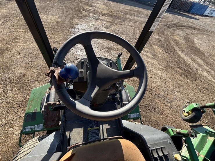 2013-john-deere-1600-turbo-image-18