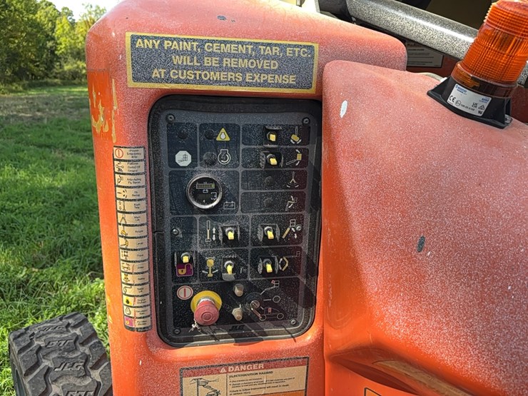jlg-e450aj-image-8