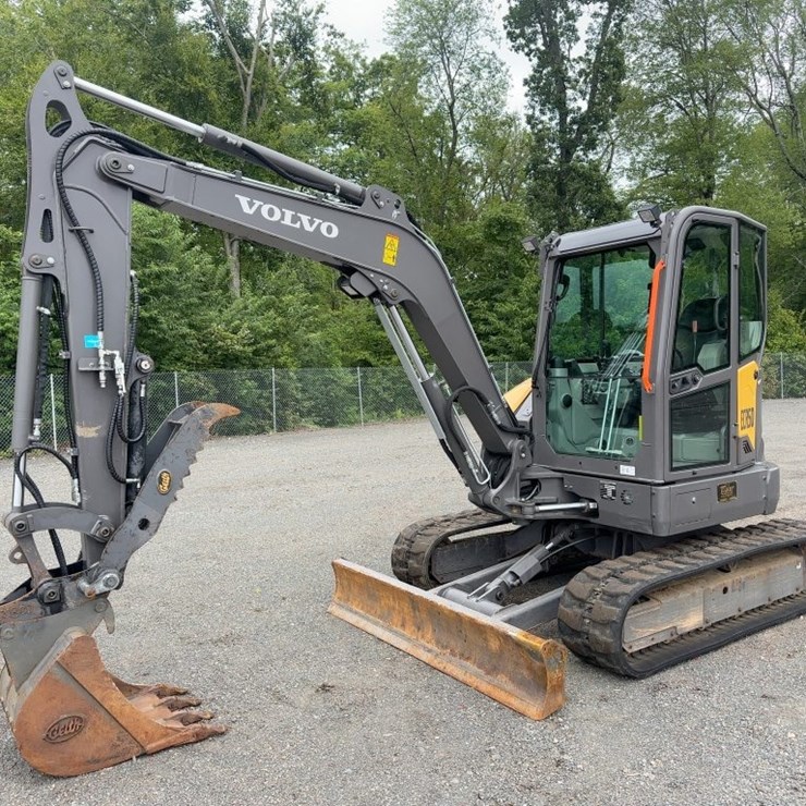 2021 VOLVO ECR50F MINI EXCAVATOR
