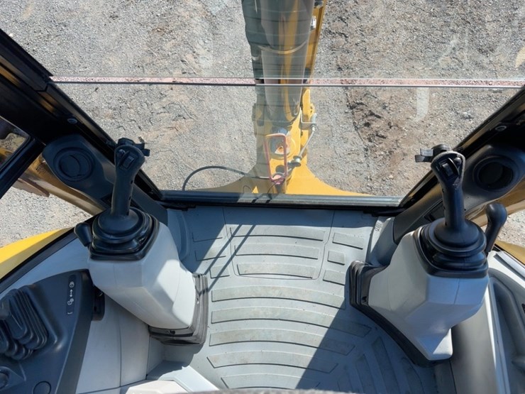 2013-caterpillar-420f-it-image-26