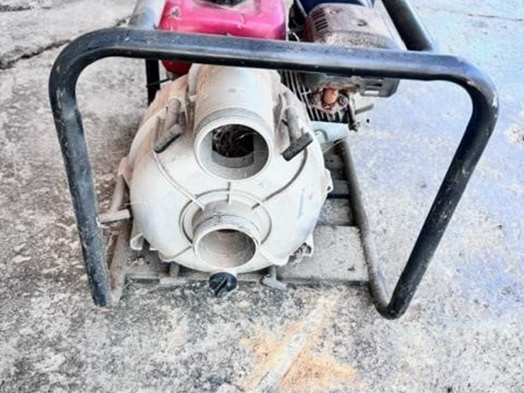 predator-semi-trash-water-pump-image-2