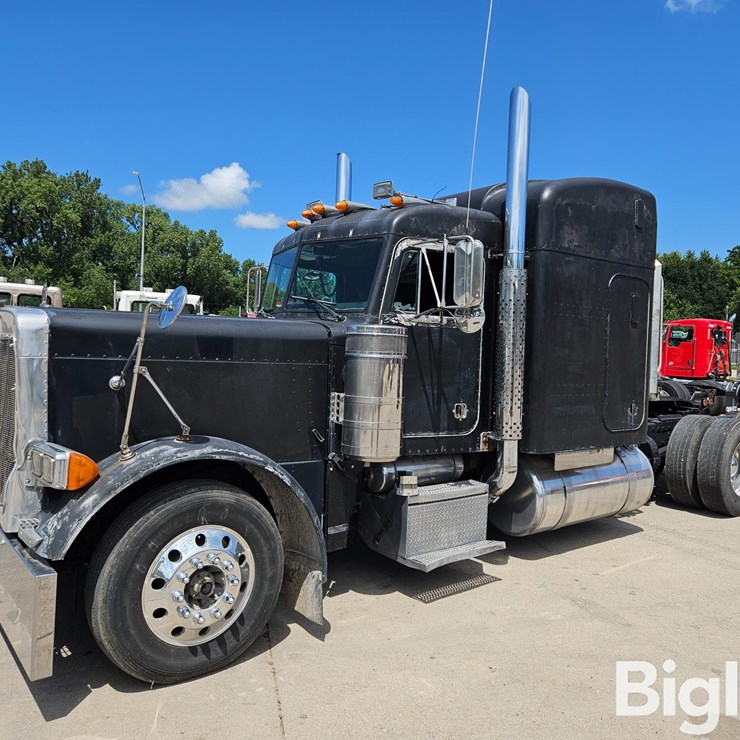 1998 PETERBILT 379