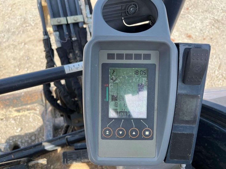 2016-deere-35g-image-20