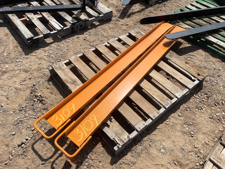 #3109-•-unused-2025-wolverine-skid-steer-pallet-fork-extensions-image-1
