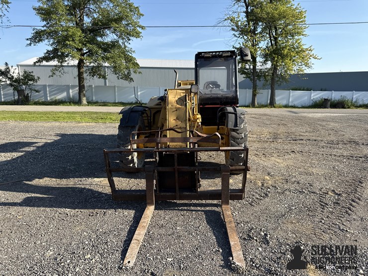 2002-caterpillar-th83-image-2