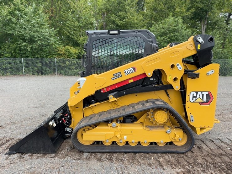2024-caterpillar-265-track-skid-steer-image-2