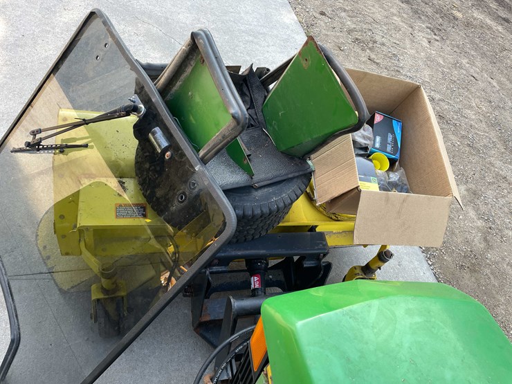 john-deere-445-image-22