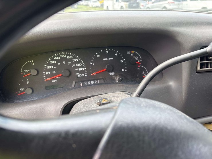 2002-ford-f350-image-10