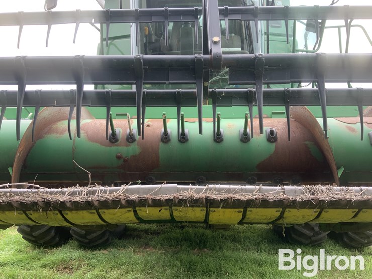 2005-john-deere-630f-image-14