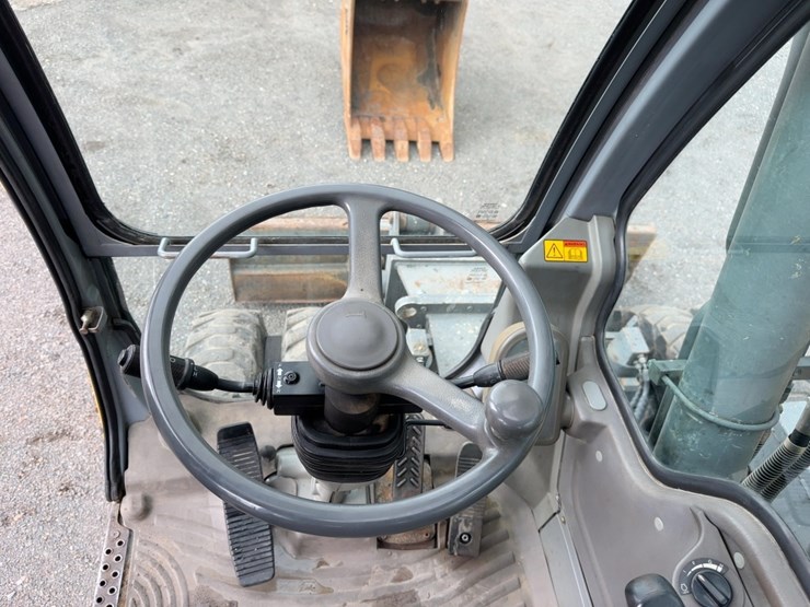 2002-volvo-ew170-image-34