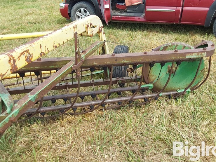 john-deere-640-image-11