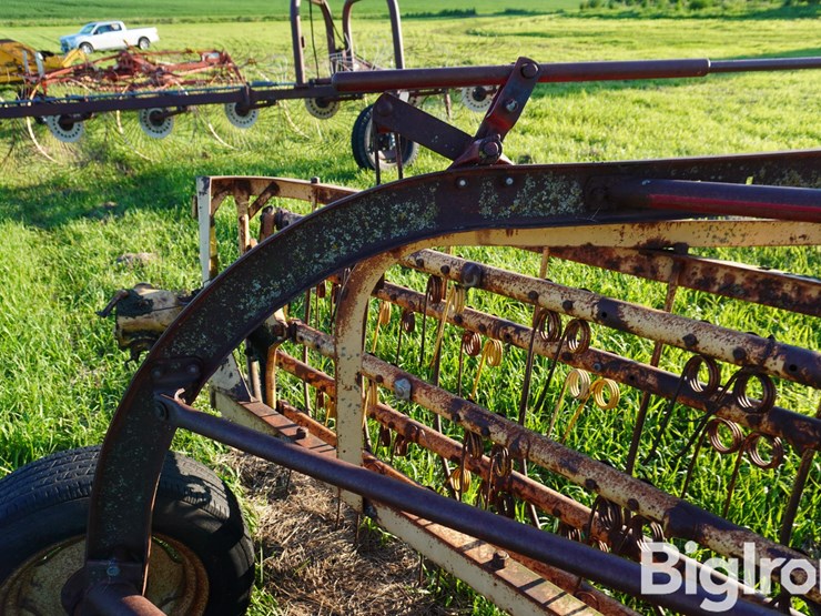 new-holland-56b-image-19