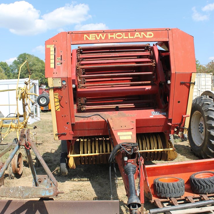 NEW HOLLAND 853