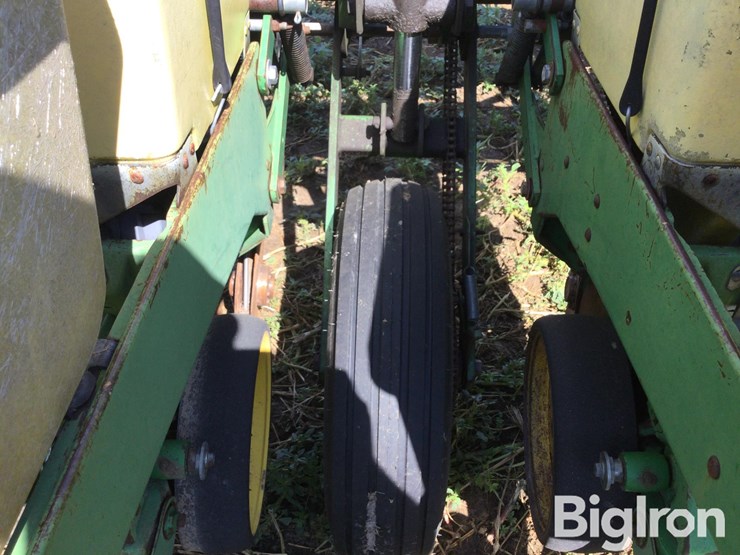 john-deere-7200-image-18
