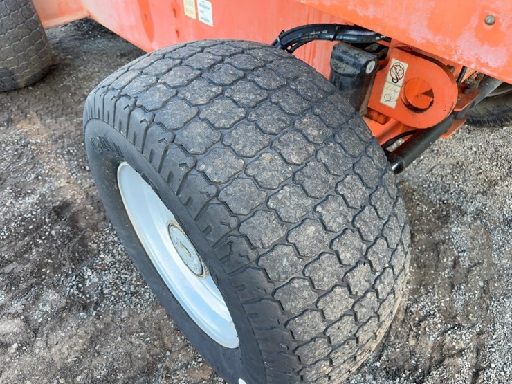 2015-jlg-600s-image-12