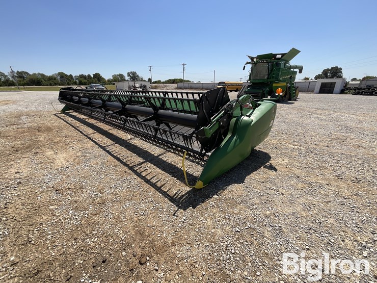 2019-john-deere-735fd-image-1