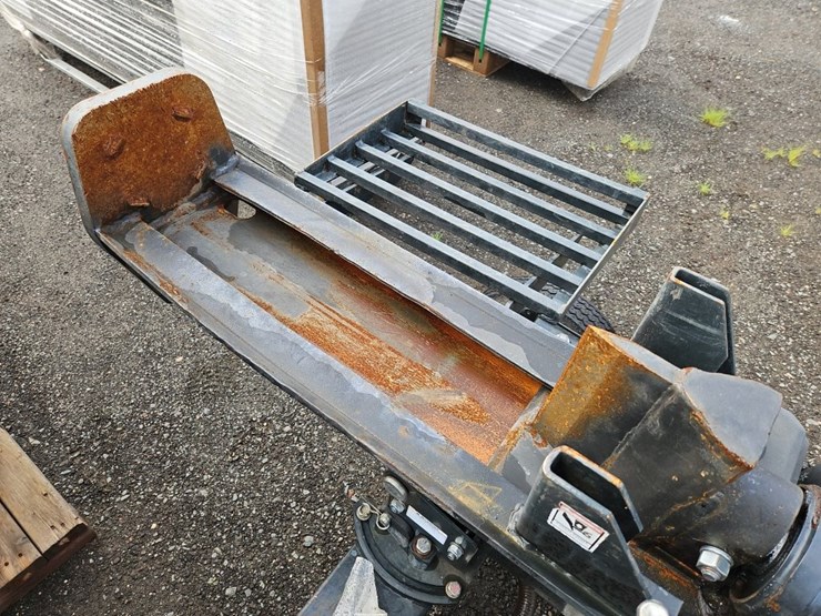 30-ton-tow-behind-wood-splitter-image-5