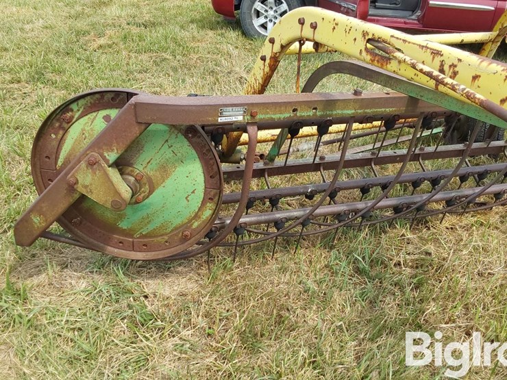 john-deere-640-image-12