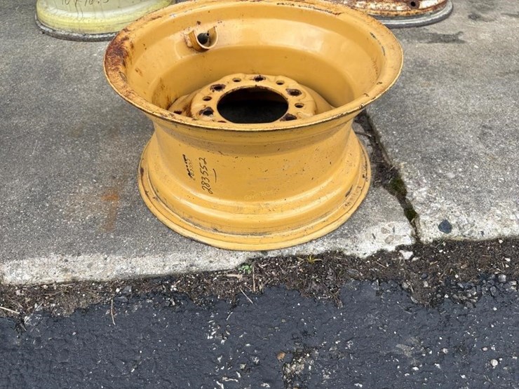 (1)-15x8-rim-image-1